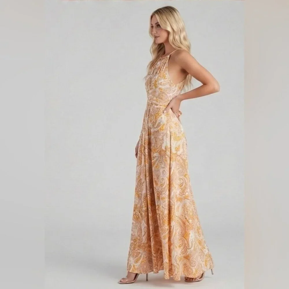 LAST ONE 🔥 Paisley Halter Neck Maxi Dress Yellow - Picture 5 of 9